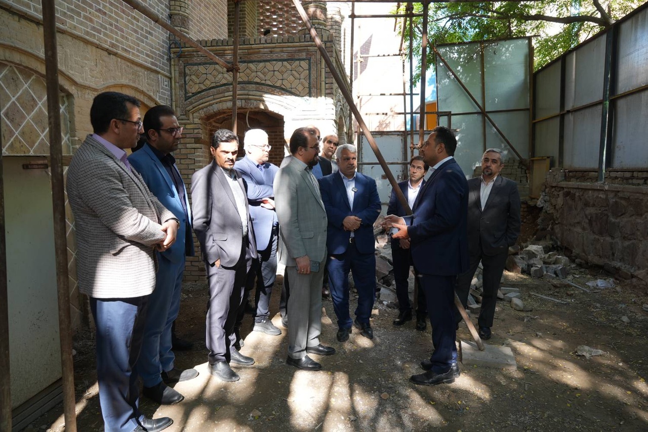 بازدید مشترک مدیر کل میراث‌فرهنگی خراسان رضوی و شهردار منطقه ثامن از روند احیای خانه‌های تاریخی مشهد