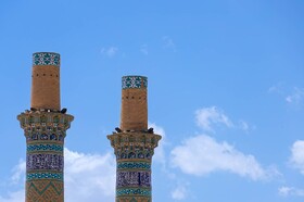 آسمان آبی اصفهان از فراز بناهای تاریخی