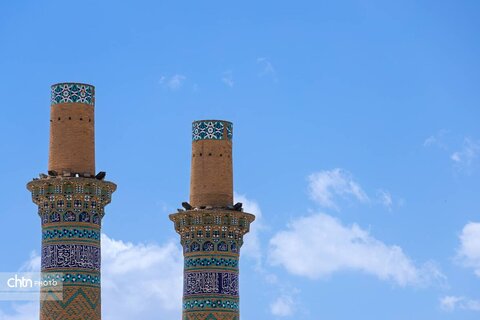 آسمان آبی اصفهان از فراز بناهای تاریخی