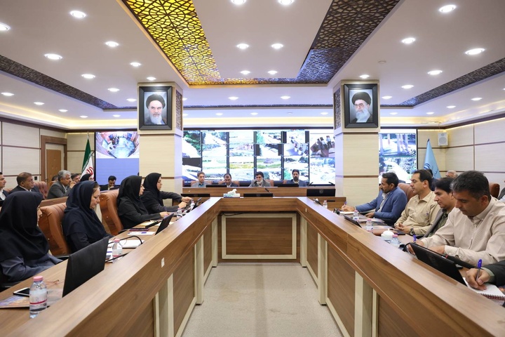 نشست هم‌اندیشی مدیران شهرستان‌های فارس برای جهش در خدمات گردشگری برگزار شد