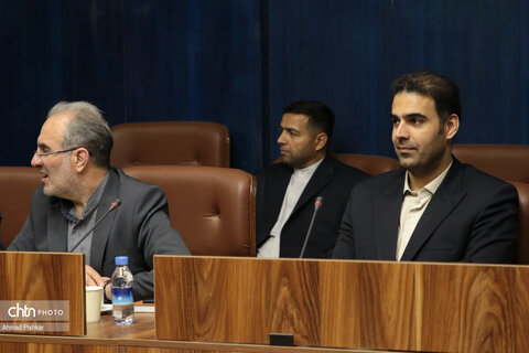 نشست مشترک وزیر میراث‌فرهنگی با رئیس و اعضای کمیسیون عمران مجلس شورای اسلامی