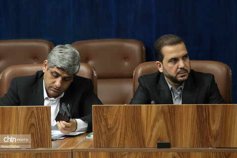 نشست مشترک وزیر میراث‌فرهنگی با رئیس و اعضای کمیسیون عمران مجلس شورای اسلامی