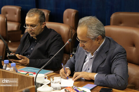 نشست مشترک وزیر میراث‌فرهنگی با رئیس و اعضای کمیسیون عمران مجلس شورای اسلامی