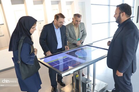 بازدید مدیر کل میراث فرهنگی،گردشگری و صنایع دستی استان البرز از موزه داروهای گیاهی بنیاد برکت