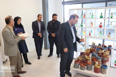 بازدید مدیر کل میراث فرهنگی،گردشگری و صنایع دستی استان البرز از موزه داروهای گیاهی بنیاد برکت