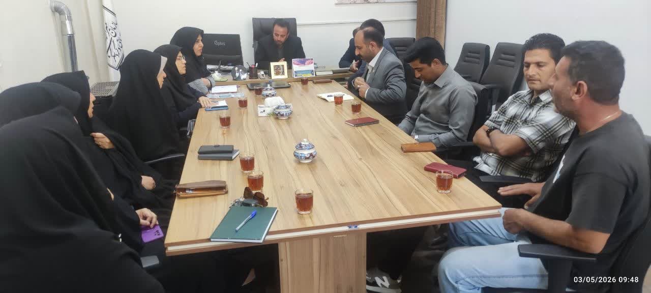 برگزاری کارگاه آموزشی بازاریابی و تجارت الکترونیک برای صنعتگران صنایع‌دستی فردوس