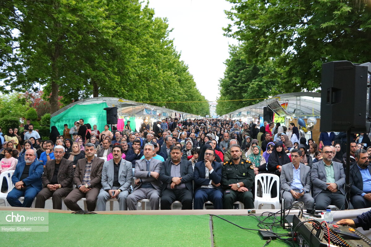 جشنواره توت فرنگی بهنمیر