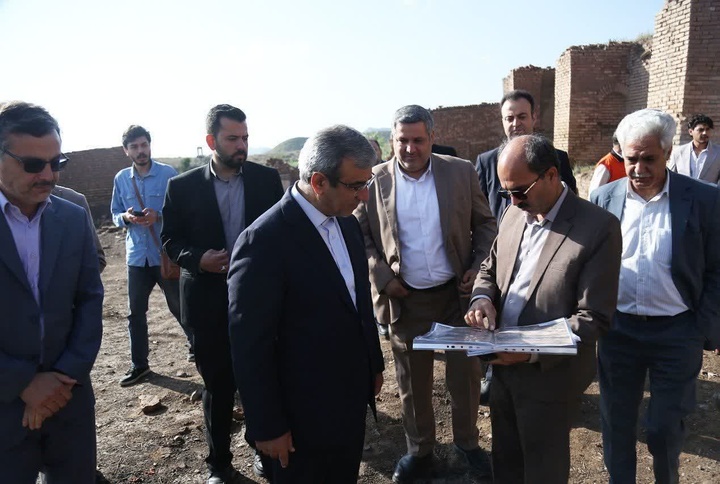 بازدید استاندار خراسان رضوی از پروژه بازسازی کاروانسرای تاریخی رباط کامه در تربت‌حیدریه