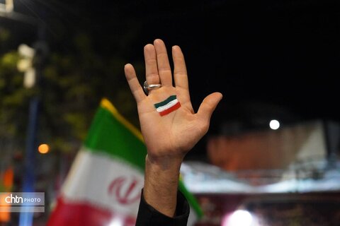 میز خدمت اداره کل میراث‌فرهنگی، گردشگری و صنایع‌دستی آذربایجان غربی در تجمعات شبانه