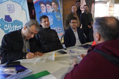 میز خدمت اداره کل میراث‌فرهنگی، گردشگری و صنایع‌دستی آذربایجان غربی در تجمعات شبانه