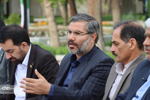 حضور میدانی استاندار خراسان رضوی و معاونین در دومین جلسه کارگروه احیاء توس در آرامگاه فردوسی