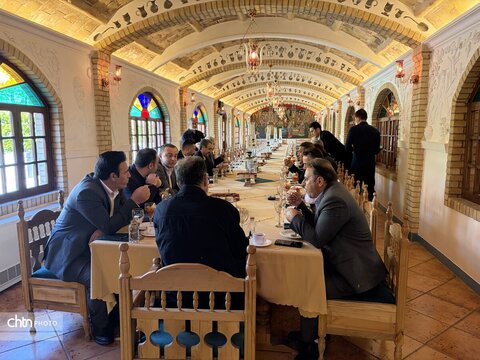 بازدید معاونت‌های گردشگری کل کشور از هتل سنتی گران میراث رشیدیه تهران