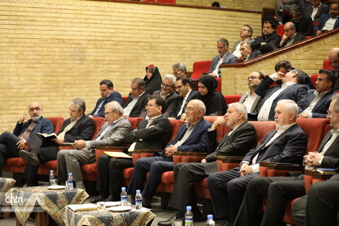 آیین اختتامیه نشست فصلی وزارت میراث‌فرهنگی، گردشگری و صنایع‌دستی با حضور معاونان، مشاوران، مدیران‌کل ستادی و استانی