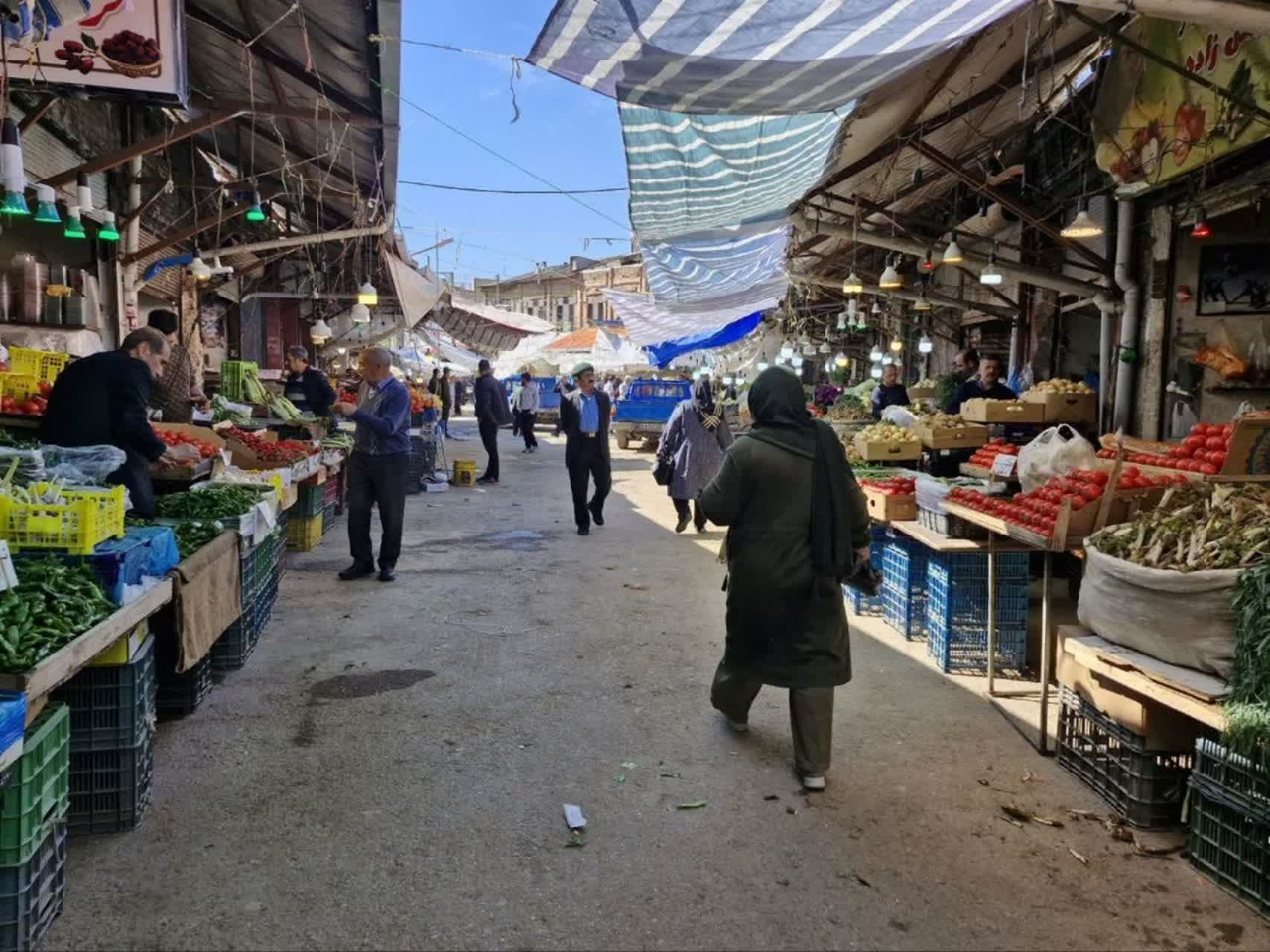 آغاز ساماندهی مشاغل شهری و سد معبر بازار تاریخی شهر ارومیه