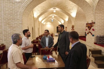 تأکید بر رفع موانع سرمایه‌گذاری گردشگری در بازدید مسئولان از پروژه‌های عقدا