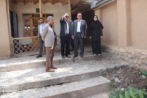 بازدید مدیرکل میراث فرهنگی استان البرز از خانه آیت الله طالقانی