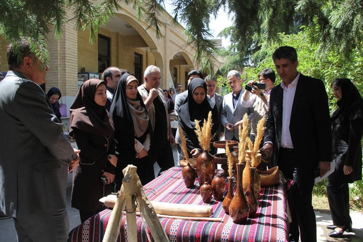 بازدید نمایندگان بنیاد علوی از ظرفیت‌های گردشگری و صنایع‌دستی قزوین در راستای اعطای تسهیلات تبصره ۱۵