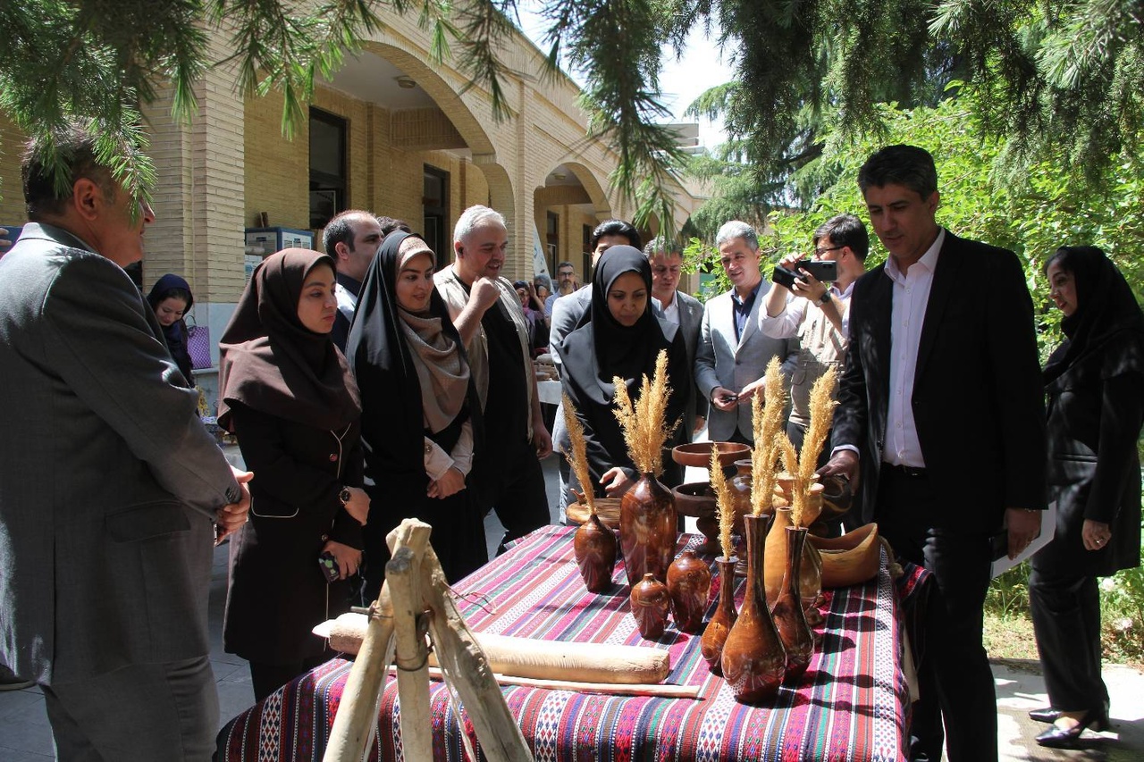 بازدید نمایندگان بنیاد علوی از ظرفیت‌های گردشگری و صنایع‌دستی قزوین در راستای اعطای تسهیلات تبصره ۱۵