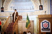 حماسه رزمندگی ایرانیان در شاهنامه را امروز در جنگ با آمریکا می بینیم