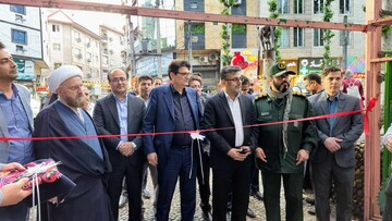 نمایشگاه ملی «ایرانِ من» در فومن با حضور هنرمندان سراسر کشور آغاز به‌کار کرد
‌