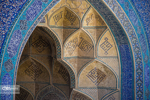 مسجد جامع عتیق اصفهان، شکوه معماری ایرانی