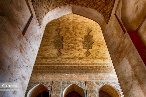 مسجد جامع عتیق اصفهان، شکوه معماری ایرانی