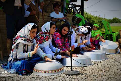 جشنواره گل محمدی در روستای الله رودبار بابل