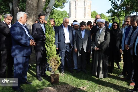 مراسم 25 اردیبهشت روز ملی حکیم ابوالقاسم فردوسی برگزارشد