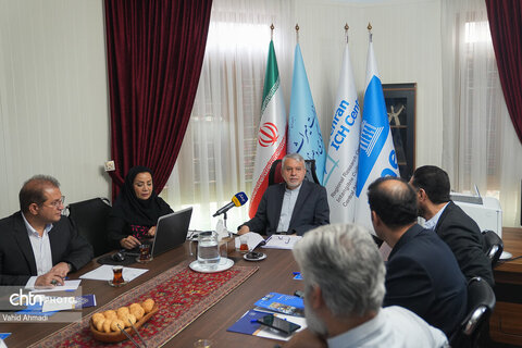 بازدید وزیر از مرکز میراث ناملموس تهران
