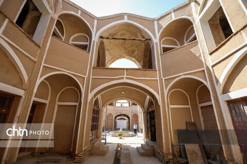 خانه های تاریخی نراق