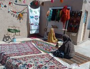احیای آیین «سربرون‌دار قالی» در روستای حصار حسن‌بیک ورامین