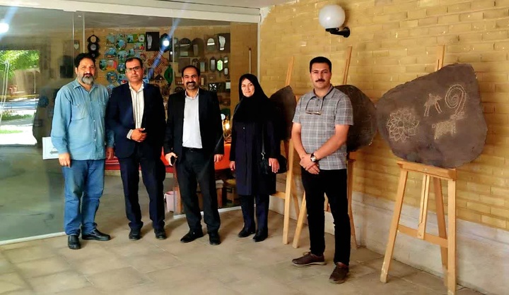 نمایشگاه صنایع دستی در بیت تاریخی امام در خمین برگزار شد