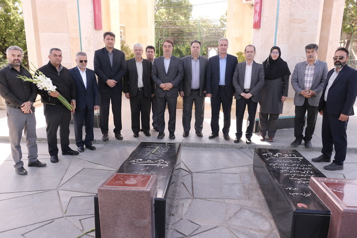 تجدید میثاق خانواده میراث‌فرهنگی همدان با شهدای والامقام