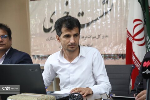 نشست خبری مدیرکل میراث فرهنگی،گردشگری وصنایع دستی چهارمحال وبختیاری با اصحاب رسانه