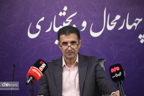 نشست خبری مدیرکل میراث فرهنگی،گردشگری وصنایع دستی چهارمحال وبختیاری با اصحاب رسانه