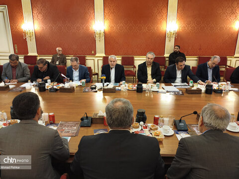 نشست مشترک صالحی‌امیری با اعضای کمیسیون اقتصادی مجلس شورای اسلامی