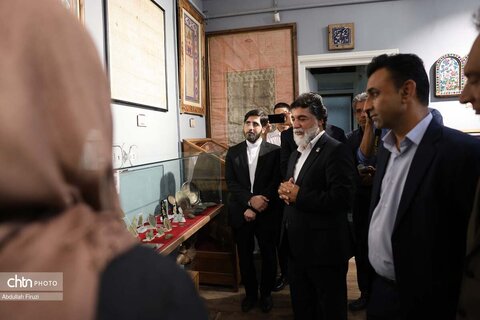 بازدید از موزه کرباسی