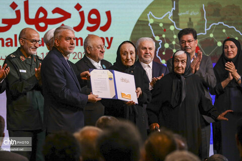 آیین روز جهانی موزه و آغاز هفته میراث‌فرهنگی با حضور سیدرضا صالحی‌امیری وزیر میراث‌فرهنگی، گردشگری و صنایع‌دستی