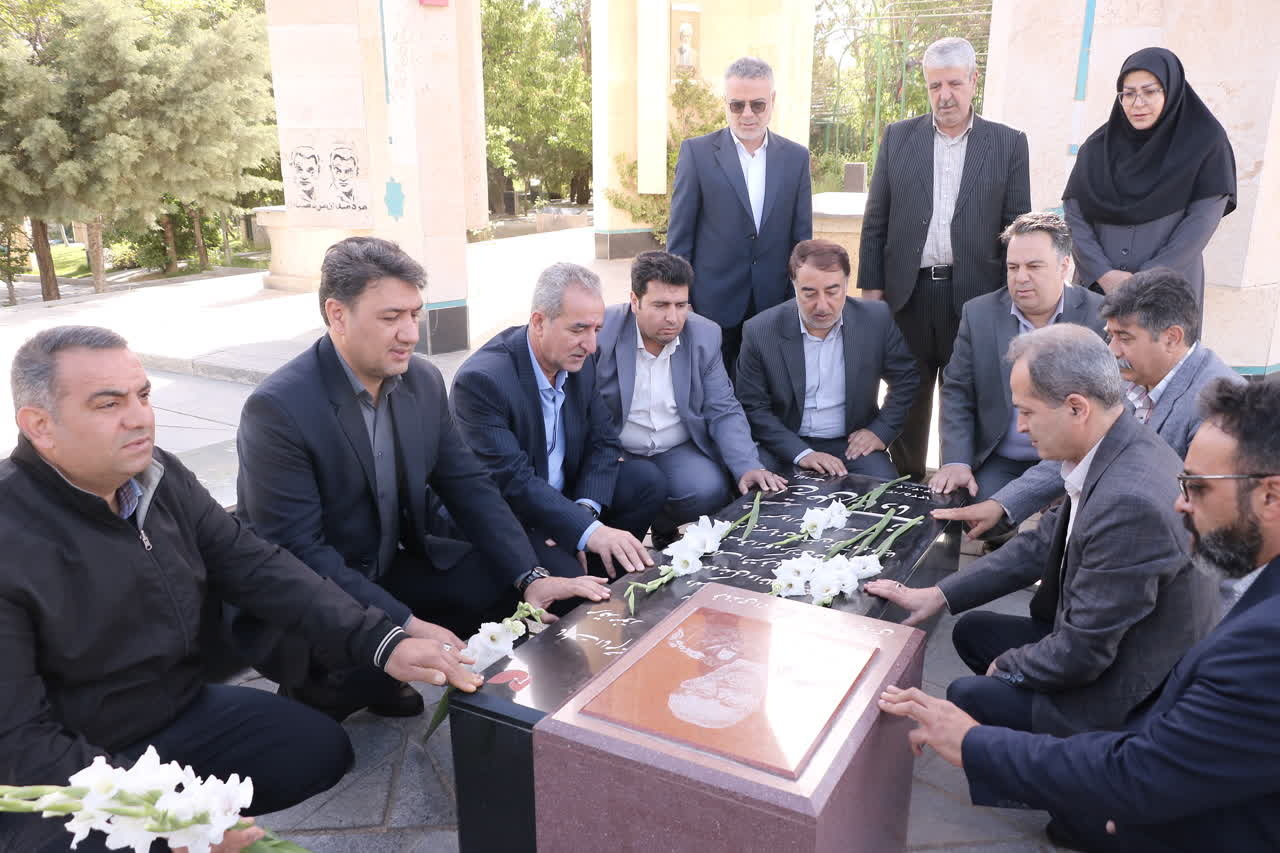 تجدید میثاق خانواده میراث‌فرهنگی همدان با شهدای والامقام