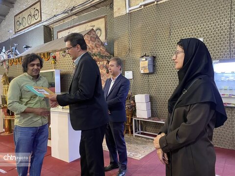 تجلیل از پاسداران هویت تاریخی یزد در روز جهانی موزه‌ها