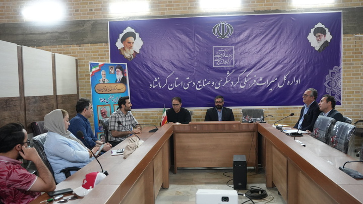 خدمات ویژه پست به هنرمندان صنایع‌دستی کرمانشاه 