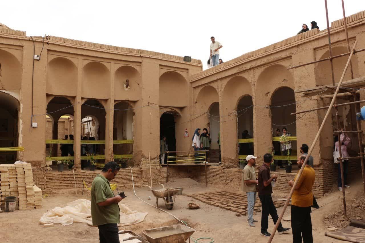 برگزاری کارگاه تخصصی مرمت در خانه تاریخی ابومحمدی اردکان، اقدامی در راستای احیای اصالتهای معماری