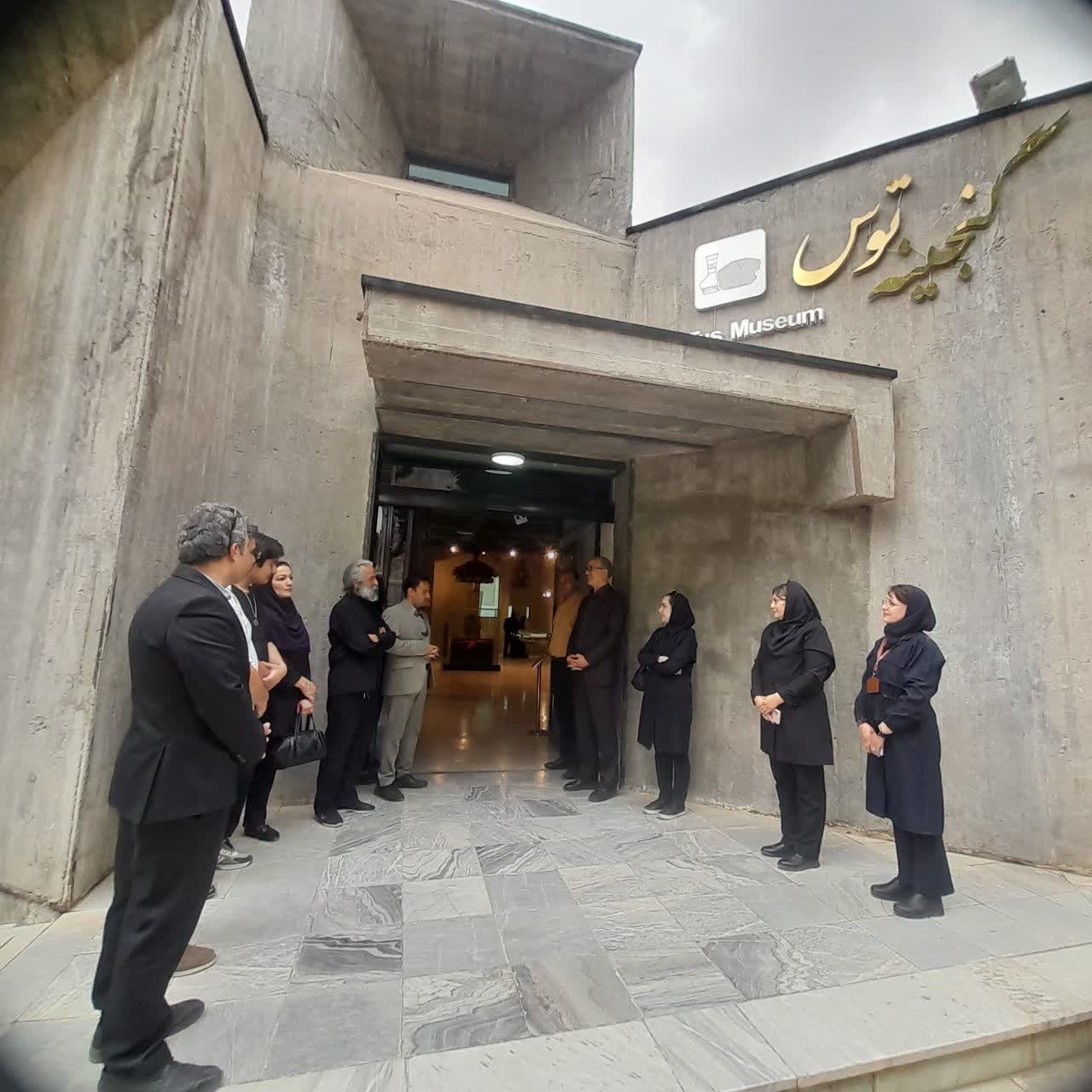 نمایشگاه اشیای فرهنگی مجموعه‌داران بخش خصوصی در موزه فردوسی برگزار شد