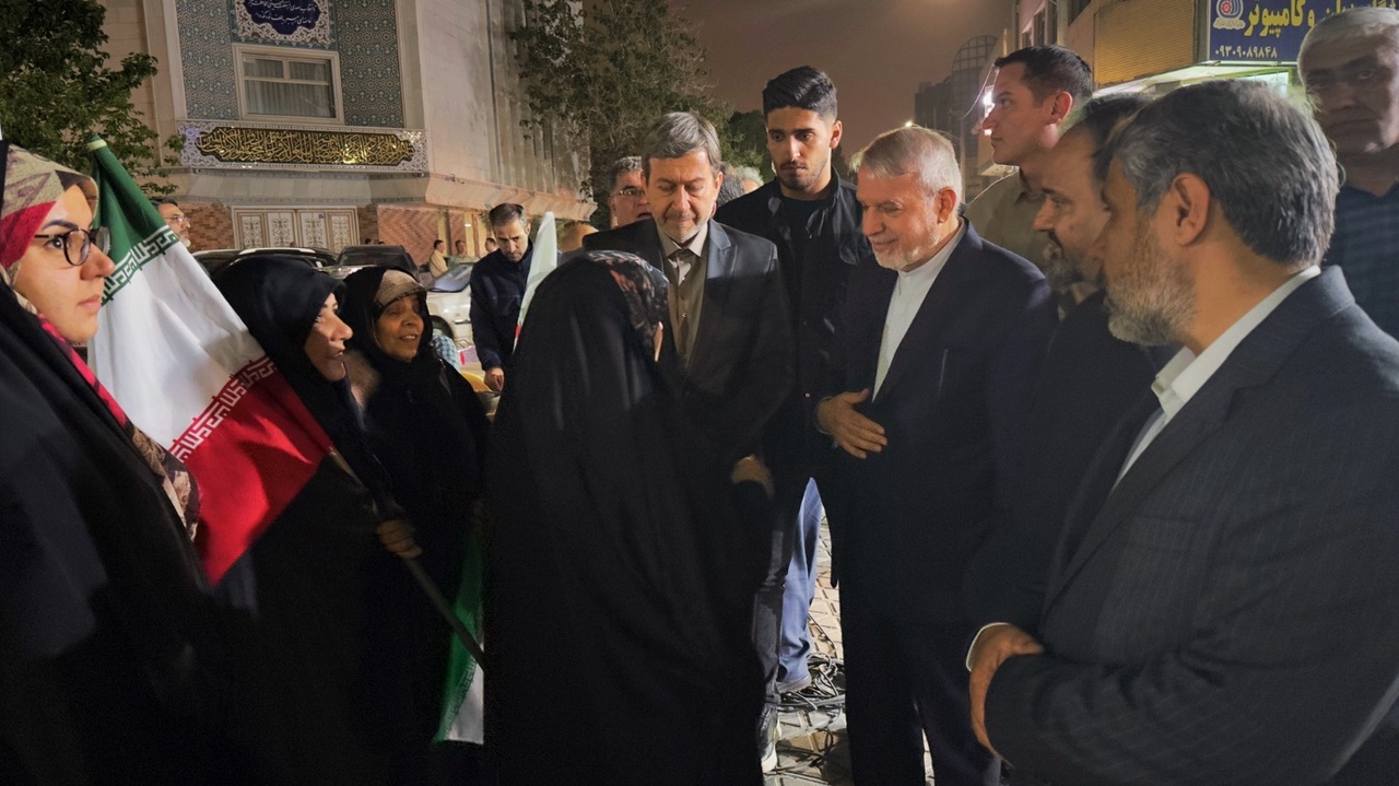 وزیر میراث‌فرهنگی، گردشگری و صنایع‌دستی به اصفهان سفر کرد/ از بازدید کاروانسرا تا حضور در اجتماع مردمی «لبیک با رهبری»