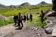 پاک‌سازی محوطه‌های تاریخی روستای تمتمان ارومیه به‌مناسبت هفته میراث‌فرهنگی