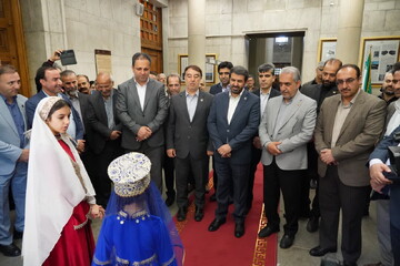استاندار همدان: کتابخانه بوعلی‌سینا به مرکز علمی و فرهنگی تبدیل شود