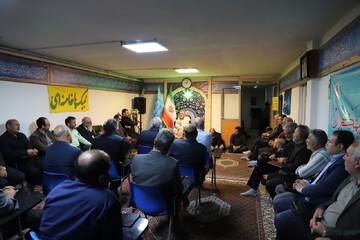 تأکید مشاور وزیر میراث‌فرهنگی بر تکریم ایثارگران و ارتقای معیشت کارکنان در زنجان