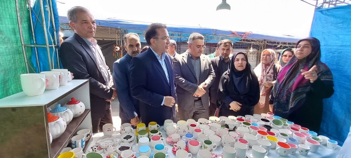 محوطه میراث جهانی گنبد قابوس میزبان جشنواره گل و گلاب‌گیری شد/ حضور ۳۰ هنرمند صنایع‌دستی از استان‌های مختلف کشور