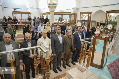 یادبود