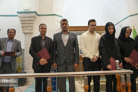 یادبود